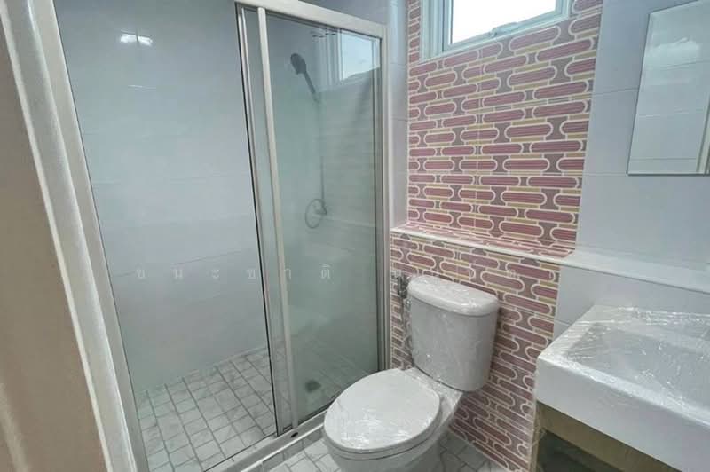 The Colors Premium Rangsit - Lumlukka, Pathum Thani, Wat Klang Klong 4 Road, Lat Sawai, Lam Luk Ka, Pathum Thani, 3 Bedrooms, 108 sqm, Townhouse For Sale, by ชนะชาติ นนท์ตา, 500382661 - DDproperty.com
