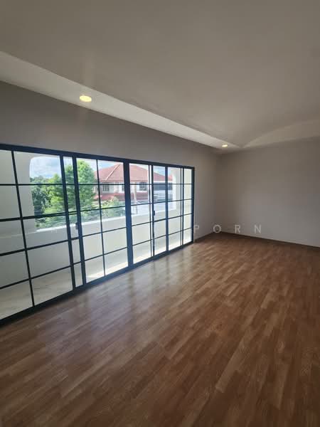 Garden Home Village, Pathum Thani, Soi Phahonyothin 60, Khu Khot, Lam Luk Ka, Pathum Thani, 8 Bedrooms, 300 sqm, Townhouse For Sale, by Angsanaporn D, 500382669 - DDproperty.com