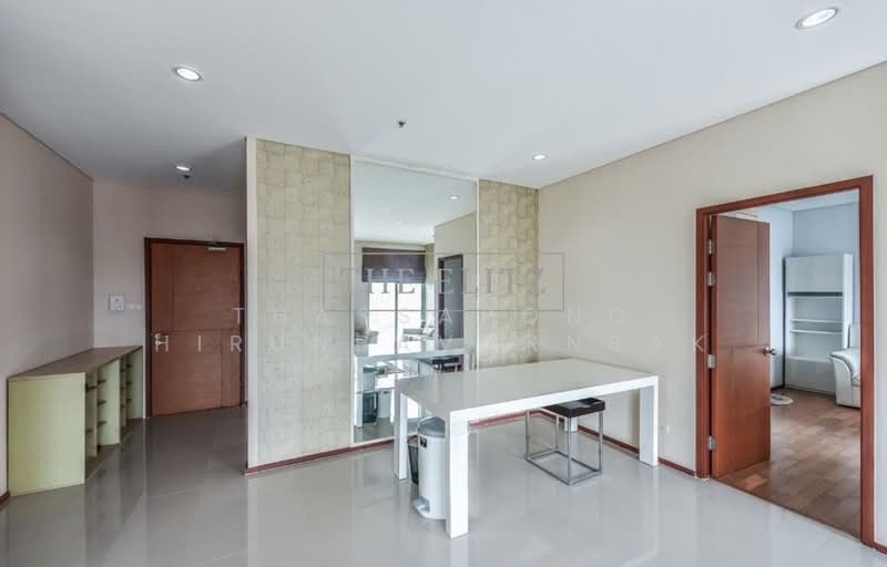 Villa Sathorn, Bangkok, 5 KrungThonBuri Road, Khlong Ton Sai, Khlong San, Bangkok, 2 Bedrooms, 83 sqm, Condo For Rent, by Thassapong Hirunbavornsak, 500382685 - DDproperty.com