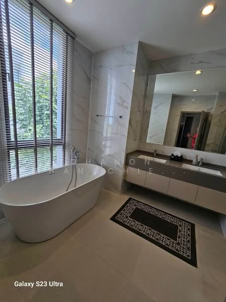 Aerie Srinakarin-Krungthepkreetha, Bangkok, Srinakarin - Romklao Road, Khlong Song Ton Nun, Lat Krabang, Bangkok, 5 Bedrooms, 350 sqm, Single Detached House For Sale, by Chanon Phangchienghien, 500382718 - DDproperty.com