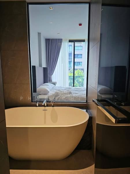 The Reserve 61 Hideaway, Bangkok, 92 Sukhumvit 61, Khlong Tan Nua, Watthana, Bangkok, 1 Bedroom, 53 sqm, Condo For Rent, by Chanon Phangchienghien, 500382744 - DDproperty.com