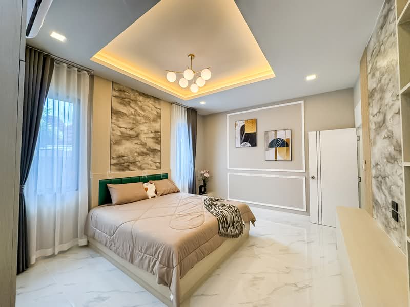 Fully Furnished 3 Bedroom House for Sale Nong Prue East Pattaya, Chon Buri (Pattaya), Bang Lamung, Bang Lamung (Pattaya), Chon Buri (Pattaya), 3 Bedrooms, 210 sqm, Single Detached House For Sale, by PLC Real Estate, 500382772 - DDproperty.com