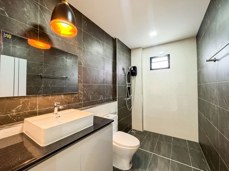Fully Furnished 3 Bedroom House for Sale Nong Prue East Pattaya, Chon Buri (Pattaya), Bang Lamung, Bang Lamung (Pattaya), Chon Buri (Pattaya), 3 Bedrooms, 210 sqm, Single Detached House For Sale, by PLC Real Estate, 500382772 - DDproperty.com