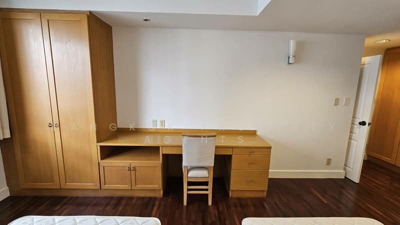 Krungthep Thani Tower, Bangkok, 56 Soi Sukhumvit 24, Khong Tan, Khlong Toei, Bangkok, 3 Bedrooms, 230 sqm, Condo For Rent, by BANGKOK PROPERTY AGENTS, 500382777 - DDproperty.com