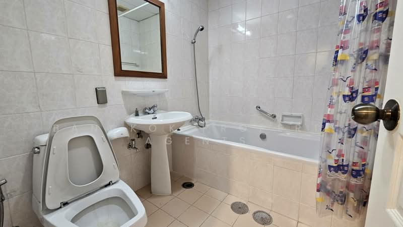 Krungthep Thani Tower, Bangkok, 56 Soi Sukhumvit 24, Khong Tan, Khlong Toei, Bangkok, 3 Bedrooms, 230 sqm, Condo For Rent, by BANGKOK PROPERTY AGENTS, 500382777 - DDproperty.com