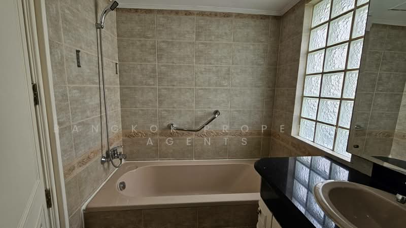 N.S. Park, Bangkok, Sukhumvit 24 Alley, Khong Tan, Khlong Toei, Bangkok, 3 Bedrooms, 173 sqm, Condo For Rent, by BANGKOK PROPERTY AGENTS, 500382788 - DDproperty.com