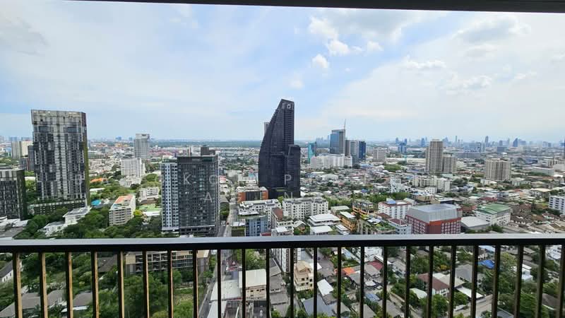 Noble Remix, Bangkok, 772 Soi Sukhumvit 36, Sukhumvit Road, Khong Tan, Khlong Toei, Bangkok, 3 Bedrooms, 110 sqm, Condo For Rent, by BANGKOK PROPERTY AGENTS, 500382796 - DDproperty.com