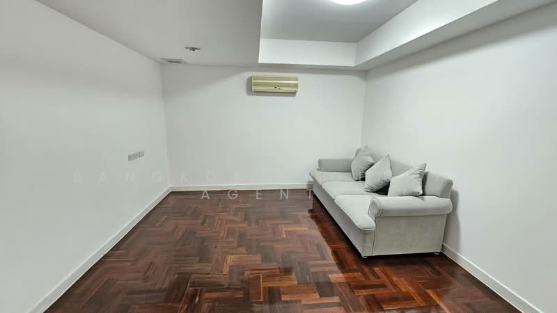Sethiwan Mansion Sukhumvit 49, Bangkok, Soi Sukhumvit 49, Khlong Tan Nua, Watthana, Bangkok, 3 Bedrooms, 300 sqm, Condo For Rent, by BANGKOK PROPERTY AGENTS, 500382801 - DDproperty.com