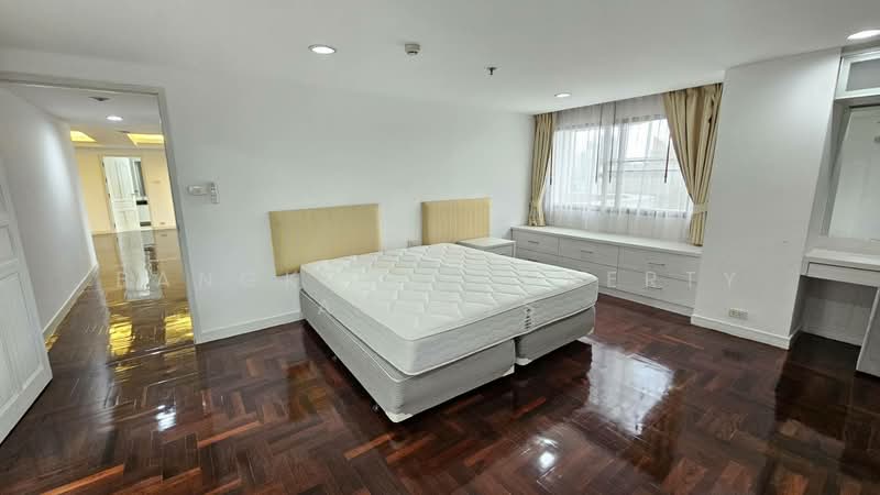 Sethiwan Mansion Sukhumvit 49, Bangkok, Soi Sukhumvit 49, Khlong Tan Nua, Watthana, Bangkok, 3 Bedrooms, 300 sqm, Condo For Rent, by BANGKOK PROPERTY AGENTS, 500382801 - DDproperty.com