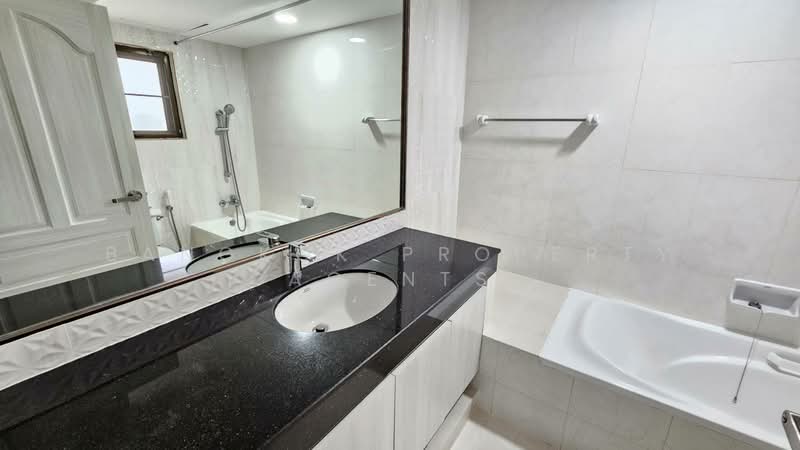 Sethiwan Mansion Sukhumvit 49, Bangkok, Soi Sukhumvit 49, Khlong Tan Nua, Watthana, Bangkok, 3 Bedrooms, 300 sqm, Condo For Rent, by BANGKOK PROPERTY AGENTS, 500382801 - DDproperty.com