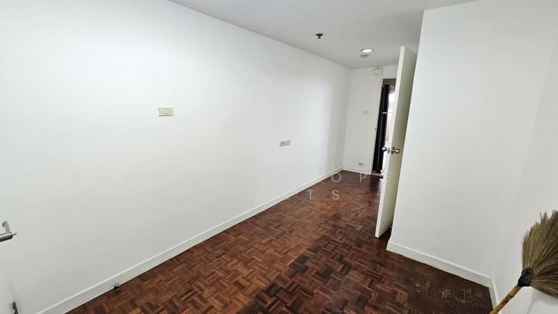 Sethiwan Mansion Sukhumvit 49, Bangkok, Soi Sukhumvit 49, Khlong Tan Nua, Watthana, Bangkok, 3 Bedrooms, 300 sqm, Condo For Rent, by BANGKOK PROPERTY AGENTS, 500382801 - DDproperty.com