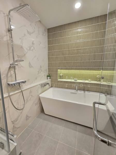 Graceland Family Residences, Chiang Mai, Han Kaeo, Hang Dong, Chiang Mai, 5 Bedrooms, 500 sqm, Single Detached House For Rent, by Wenyu Zhou, 500382825 - DDproperty.com