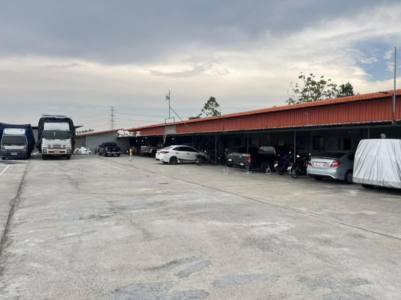 ขายด่วน! โรงงาน พร้อมใบ รง.4 และที่พักพนักงาน 15 ห้อง เนื้อที่เกือบ 10 ไร่ ดอนตูม นครปฐม, Nakhon Pathom, Huai Phra, Don Tum, Nakhon Pathom, , 15,456 sqm, Land For Sale, by กมลวรรณ ปริยวาที, 500382899 - DDproperty.com