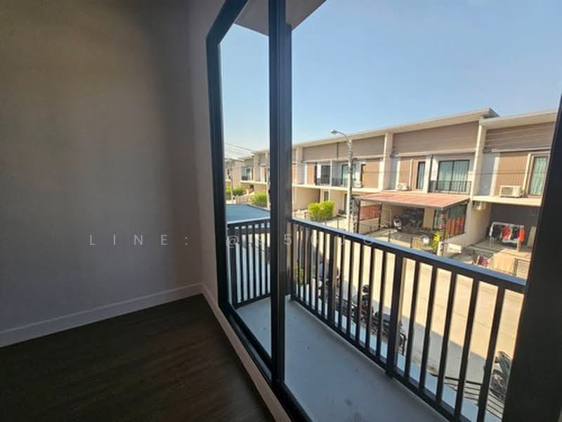 Mettown Bangna, Samut Prakan, Bangna-Trad Road, Bang Bo, Samut Prakan, 3 Bedrooms, 111 sqm, Townhouse For Sale, by Line: @956uovqp, 500382918 - DDproperty.com