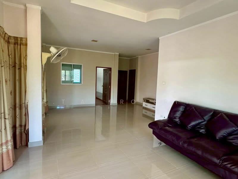 หมู่บ้านณฐาวดี 4 ศรีราชา, Chon Buri (Pattaya), Surasak, Si Racha, Chon Buri (Pattaya), 3 Bedrooms, 150 sqm, Single Detached House For Rent, by A.T.A. Property, 500382935 - DDproperty.com