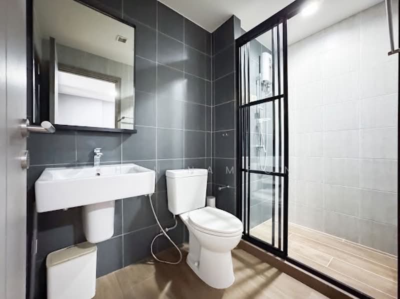 The Base Garden Rama 9, Bangkok, 18 Rama 9 Road, Hua Mak, Bang Kapi, Bangkok, 1 Bedroom, 33 sqm, Condo For Sale, by Khun Namfon, 500382994 - DDproperty.com