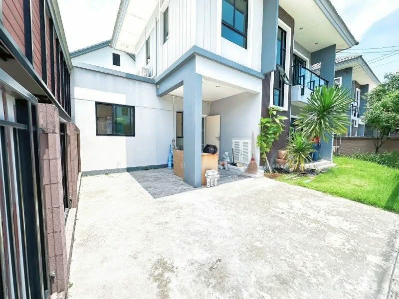 บ้านแฝด เดอะ แกลเลอรี่ รัตนาธิเบศร์ - ราชพฤกษ์ บ้านสวย ราคาถูก, นนทบุรี, บางเลน ซอย 21, บางเลน, บางใหญ่, นนทบุรี, 130 ตร.ม., บ้านแฝด ขาย, โดย คุณ อนาคต (อนาคต), 500383056 - DDproperty.com