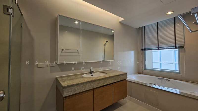 Baan Jamjuree, Bangkok, 42 Soi Sukhumvit 39, Khlong Tan Nua, Watthana, Bangkok, 2 Bedrooms, 145 sqm, Condo For Rent, by BANGKOK PROPERTY AGENTS, 500383066 - DDproperty.com