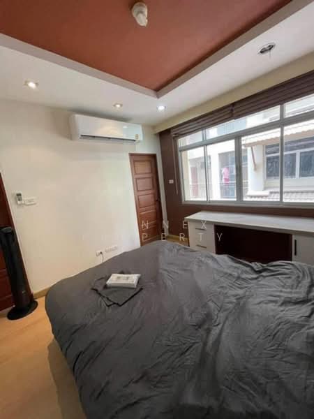 Baan Klang Krung Resort (Ratchada 7), Bangkok, 7 Ratchadaphisek Road, Din Daeng, Bangkok, 1 Bedroom, 36 sqm, Condo For Rent, by Connex Property, 500383074 - DDproperty.com