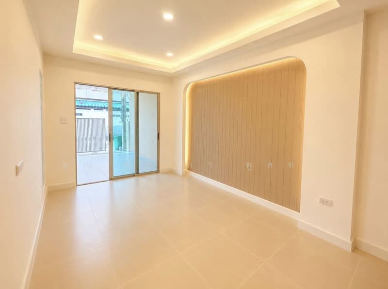 Laksi, Bangkok, Thung Song Hong, Lak Si, Bangkok, 3 Bedrooms, 120 sqm, Townhouse For Sale, by คุณ ศศิวิภา พูลทา, 500383086 - DDproperty.com