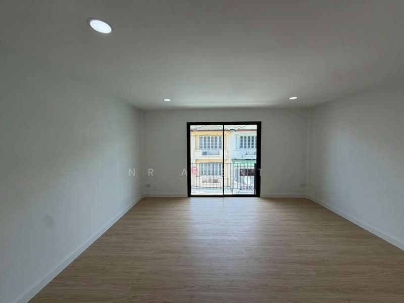บ้านสรานนท์ ปากเกร็ด, Nonthaburi, Pak Kret, Nonthaburi, 4 Bedrooms, 180 sqm, Townhouse For Sale, by NR AGENT, 500383098 - DDproperty.com