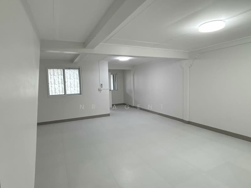 รัตนธานี, Samut Prakan, Bang Kaeo, Bang Plee, Samut Prakan, 2 Bedrooms, 97 sqm, Townhouse For Sale, by NR AGENT, 500383113 - DDproperty.com