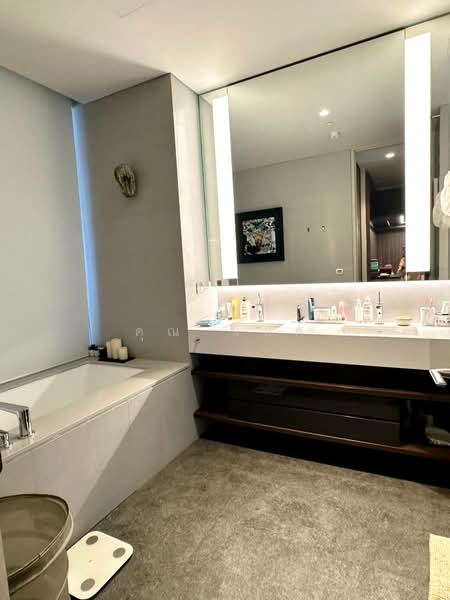 Tela Thonglor 13, Bangkok, 233 Soi Sukhumvit 55, Sukhumvit Road, Khlong Tan Nua, Watthana, Bangkok, 4 Bedrooms, 310 sqm, Condo For Rent, by Khun Nog, 500383117 - DDproperty.com