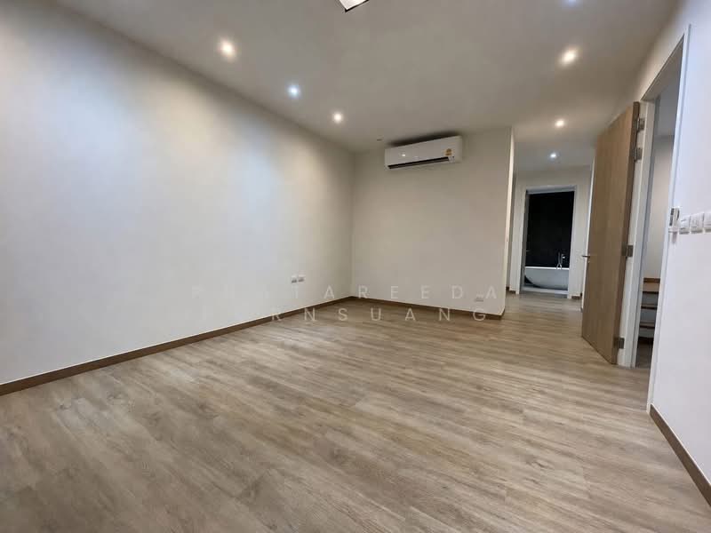 AIRES RATCHADA – LADPRAO, Bangkok, Jom Phon, Chatuchak, Bangkok, 3 Bedrooms, 280 sqm, Townhouse For Rent, by Phatareeda Pornsuang, 500383119 - DDproperty.com