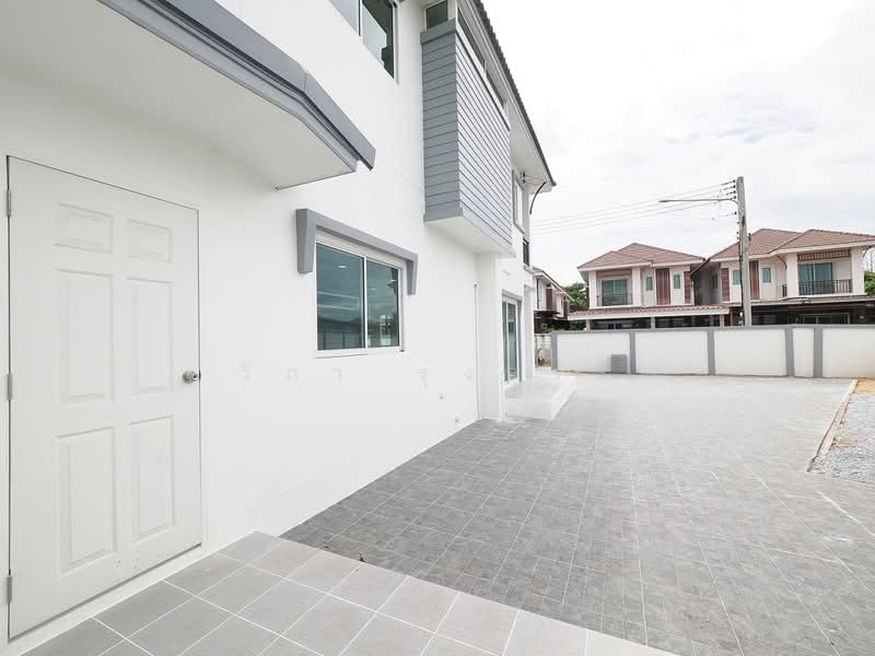 บ้านรีโนเวทใหม่ บ้านเดี่ยว 2 ชั้น ม.กรีนเนอรี่ บาย นิราวิลล์ ขนาด 63.1 ตร.ว. 3ห้องนอน 2ห้องน้ำ 1ห้, สมุทรสาคร, ถนนเลียบคลองสี่, บางน้ำจืด, เมืองสมุทรสาคร, สมุทรสาคร, 350 ตร.ม., บ้านเดี่ยว ขาย, โดย วิภา รุ่งธุระ, 500383125 - DDproperty.com