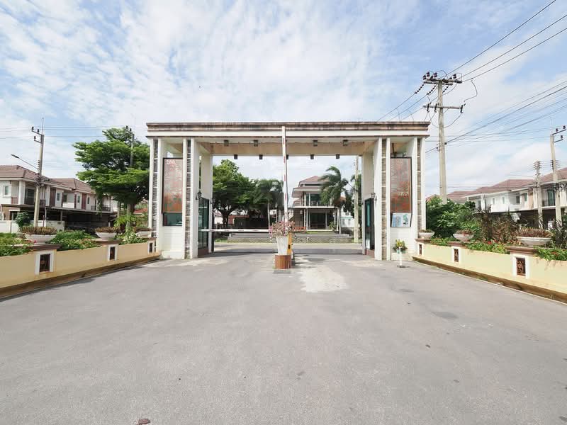 บ้านรีโนเวทใหม่ บ้านเดี่ยว 2 ชั้น ม.กรีนเนอรี่ บาย นิราวิลล์ ขนาด 63.1 ตร.ว. 3ห้องนอน 2ห้องน้ำ 1ห้, Samut Sakhon, ถนนเลียบคลองสี่, Bang Nam Chut, Muang Samut Sakhon, Samut Sakhon, 3 Bedrooms, 350 sqm, Single Detached House For Sale, by wipa รุ่งธุระ, 500383125 - DDproperty.com