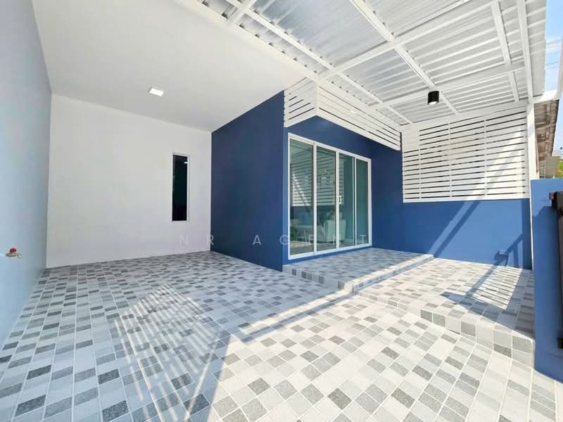 The Colors Leisure Bangna Km.10 : เดอะ คัลเลอร์ส เลชเชอร์ บางนา กม.10, สมุทรปราการ, ซอยมหาชัย แยก 2, บางพลีใหญ่, บางพลี, สมุทรปราการ, 100 ตร.ม., ทาวน์เฮ้าส์ ขาย, โดย NR AGENT, 500383141 - DDproperty.com