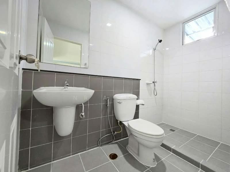 The Colors Leisure Bangna Km.10, Samut Prakan, Soi Mahachai Yak 2, Bangphli Yai, Bang Plee, Samut Prakan, 3 Bedrooms, 100 sqm, Townhouse For Sale, by NR AGENT, 500383141 - DDproperty.com
