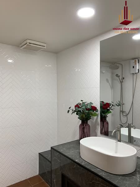Sukhumvit Suite, Bangkok, 19 Soi Sukhumvit 13, Khlongtoei Nua, Watthana, Bangkok, 1 Bedroom, 40 sqm, Condo For Rent, by JSA REAL ESTATE, 500383148 - DDproperty.com