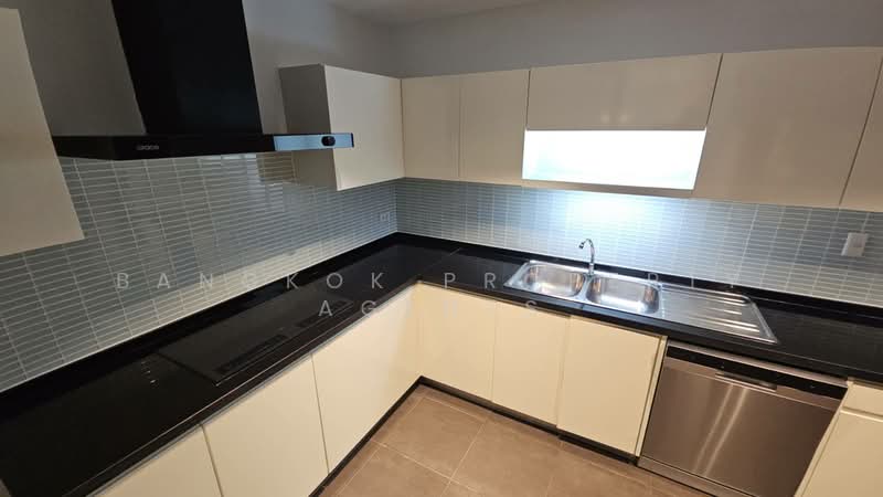Richmond Hills Residence, Bangkok, Soi Thonglor 25, Khlong Tan Nua, Watthana, Bangkok, 2 Bedrooms, 145 sqm, Condo For Rent, by BANGKOK PROPERTY AGENTS, 500383157 - DDproperty.com
