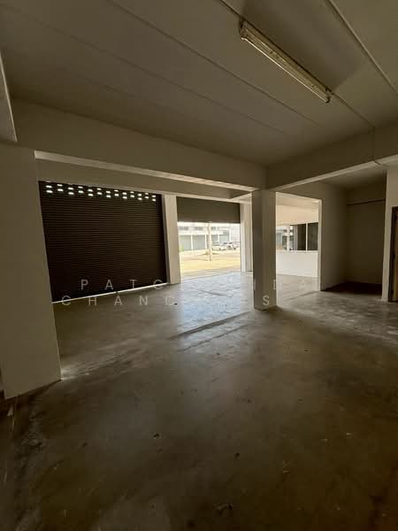 Warehouse / Factory for Rent 704 sq.m. Bang Phli, Samut Prakan, Bangphli Yai, Bang Plee, Samut Prakan, , 704 sqm, Warehouse/Factory For Rent, by Patchalida Chanchaisiriwet, 500383170 - DDproperty.com
