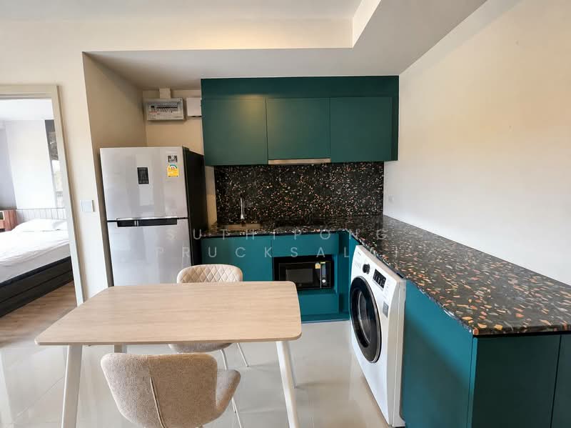 The Base Sukhumvit 50, Bangkok, Soi Roem Charoen 1, Sukhumvit 50 Road, Phra Kanong, Khlong Toei, Bangkok, 2 Bedrooms, 46 sqm, Condo For Rent, by Suthipong Prucksalai, 500383203 - DDproperty.com