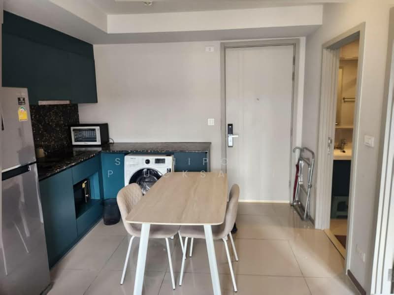 The Base Sukhumvit 50, Bangkok, Soi Roem Charoen 1, Sukhumvit 50 Road, Phra Kanong, Khlong Toei, Bangkok, 2 Bedrooms, 46 sqm, Condo For Rent, by Suthipong Prucksalai, 500383203 - DDproperty.com