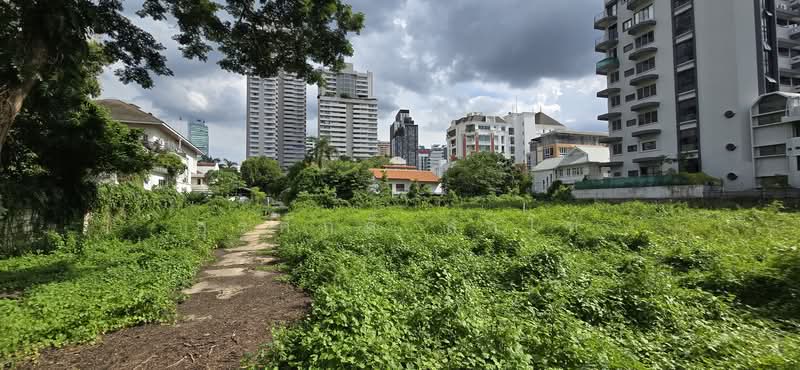 Long-term Land lease available in Soi.Sukhumvit31 Yeak2 300 Square Wa Khong-ton Wattana District, Bangkok, สุขุมวิท 31 แยก 2, Khlong Tan Nua, Watthana, Bangkok, , 1,200 sqm, Land For Rent, by Surasak Satho, 500383227 - DDproperty.com