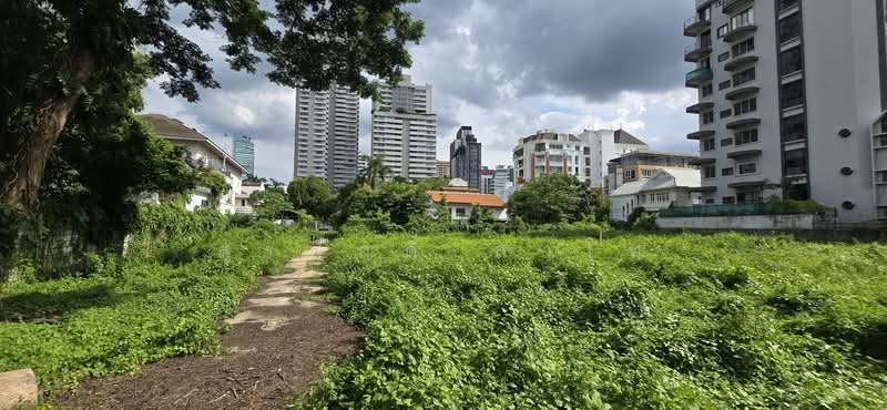 Long-term Land lease available in Soi.Sukhumvit31 Yeak2 300 Square Wa Khong-ton Wattana District, Bangkok, สุขุมวิท 31 แยก 2, Khlong Tan Nua, Watthana, Bangkok, , 1,200 sqm, Land For Rent, by Surasak Satho, 500383227 - DDproperty.com