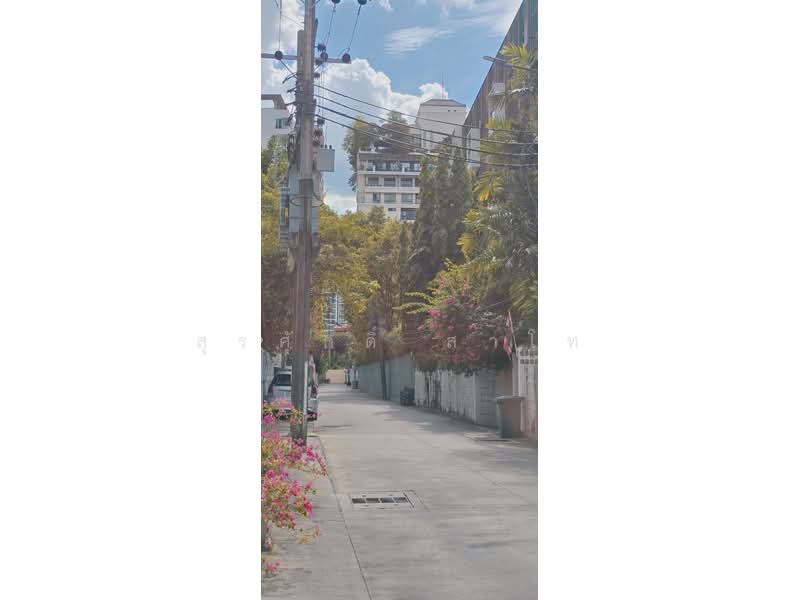 Long-term Land lease available in Soi.Sukhumvit31 Yeak2 300 Square Wa Khong-ton Wattana District, Bangkok, สุขุมวิท 31 แยก 2, Khlong Tan Nua, Watthana, Bangkok, , 1,200 sqm, Land For Rent, by Surasak Satho, 500383227 - DDproperty.com