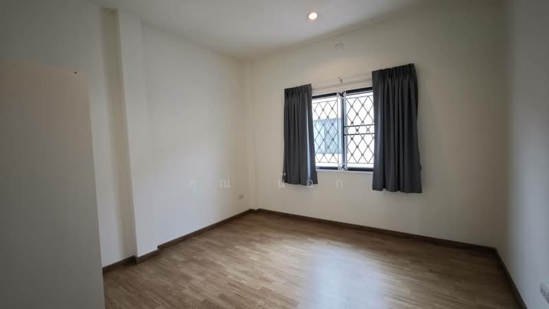 S-Gate Premium Kanchanpisek, Nonthaburi, Bang Muang, Bang Yai, Nonthaburi, 4 Bedrooms, 200 sqm, Semi-Detached House (Twin House) For Sale, by Khun Nog, 500383238 - DDproperty.com