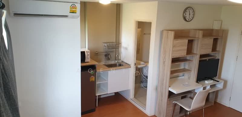 Lumpini Condo Town Romklao-Suvarnabhumi, Bangkok, Rom Klao Road 1, Khlong Sam Prawet, Lat Krabang, Bangkok, Studio, 22 sqm, Condo For Sale, by Agentbkk, 500383255 - DDproperty.com
