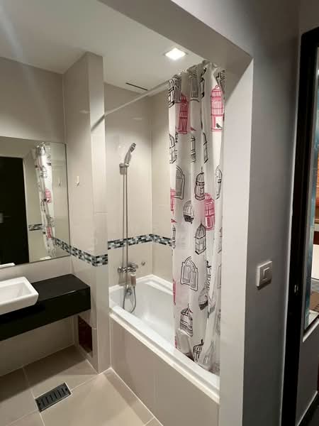 IDEO Q Phayathai, Bangkok, 138 Phayathai Road, Thung Phaya Thai, Ratchathewi, Bangkok, 1 Bedroom, 40 sqm, Condo For Rent, by Kedsara Losuwarat, 500383262 - DDproperty.com