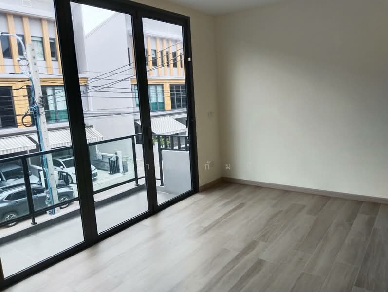 Eigen Premium Townhome Pattanakarn : ไอเจ้นท์ พรีเมียม ทาวน์โฮม พัฒนาการ, กรุงเทพ, ซอยพัฒนาการ 99 ถนนพัฒนาการตัดใหม่, ประเวศ, กรุงเทพ, 162 ตร.ม., ทาวน์เฮ้าส์ ให้เช่า, โดย สุชาติ กัมบีร์, 500383265 - DDproperty.com