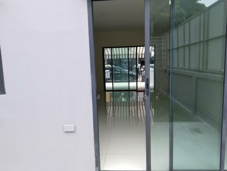 Eigen Premium Townhome Pattanakarn : ไอเจ้นท์ พรีเมียม ทาวน์โฮม พัฒนาการ, กรุงเทพ, ซอยพัฒนาการ 99 ถนนพัฒนาการตัดใหม่, ประเวศ, กรุงเทพ, 162 ตร.ม., ทาวน์เฮ้าส์ ให้เช่า, โดย สุชาติ กัมบีร์, 500383265 - DDproperty.com