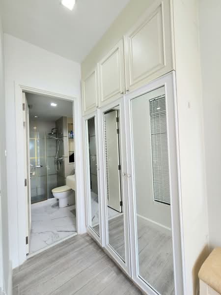 Ivy Sathorn 10, Bangkok, 88 Soi Sathorn 12, Sathorn Road, Silom, Bang Rak, Bangkok, 1 Bedroom, 39 sqm, Condo For Sale, by รัสรินทร์​ อัคร​ภู​ว​นิรันดร์, 500383276 - DDproperty.com