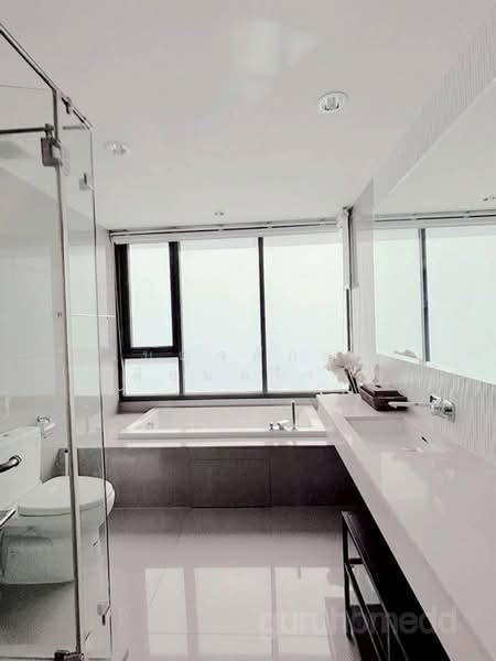 Rhythm Sukhumvit 42, Bangkok, Soi Sukhumvit 42, Sukhumvit Road, Phra Kanong, Khlong Toei, Bangkok, 2 Bedrooms, 78 sqm, Condo For Rent, by เบญจลักษณ์ กิติยนต์โรจน์, 500383305 - DDproperty.com