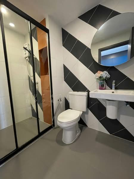 The Base Saphanmai, Bangkok, Paholayothin Road, Anusaowari, Bang Khen, Bangkok, 1 Bedroom, 48 sqm, Condo For Rent, by Juthabhorn Uppachit (Amy), 500383313 - DDproperty.com