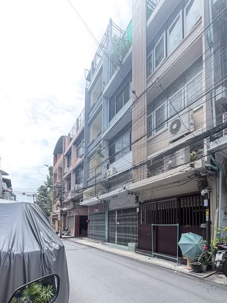 บางรัก, Bangkok, Si Phraya, Bang Rak, Bangkok, 3 Bedrooms, 176 sqm, Townhouse For Sale, by Jiramet Lapsiriwatkul, 500383326 - DDproperty.com