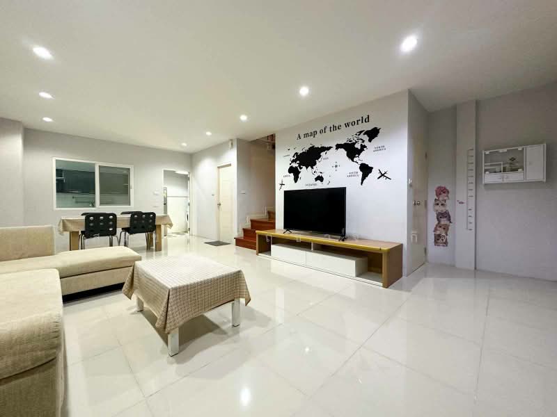 The Exclusive Pattanakarn 44, Bangkok, Soi Phatthanakan 44, Phatthanakan Road, Suan Luang, Bangkok, 3 Bedrooms, 140 sqm, Townhouse For Rent, by Somchai Ruechajirakit, 500383330 - DDproperty.com